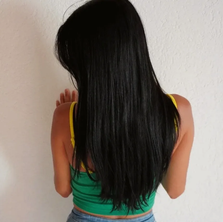 Carina, 28