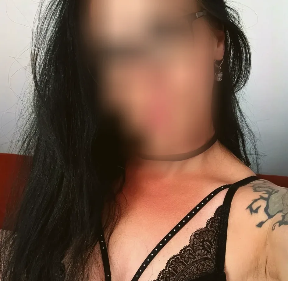 Zeynep, 36